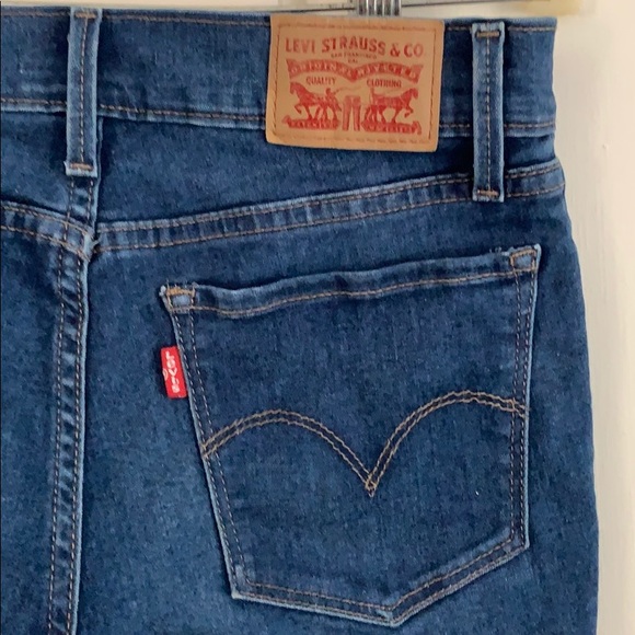 Levi Strauss 710 Super Skinny Jeans - Picture 5 of 7